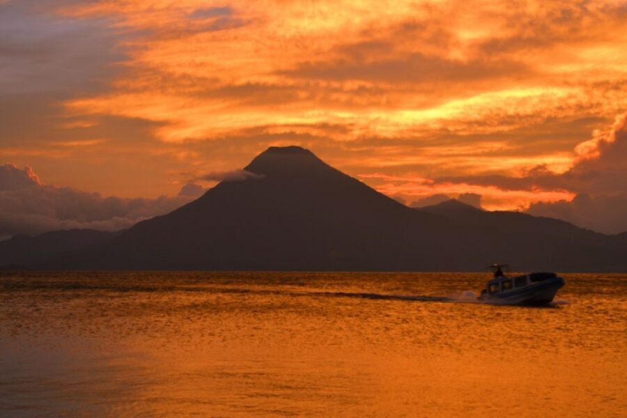 3 Mayan Villages Tour to Lake Atitlan (full day) - Guides and the difference between a good day and a great one