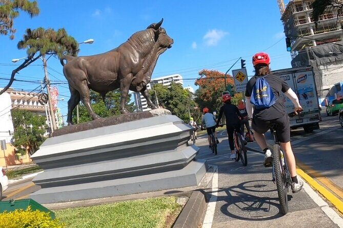 4-Hour Bike Tour Guatemala City - Independence-Era Monuments: Plaza del Obelisco and Plaza España