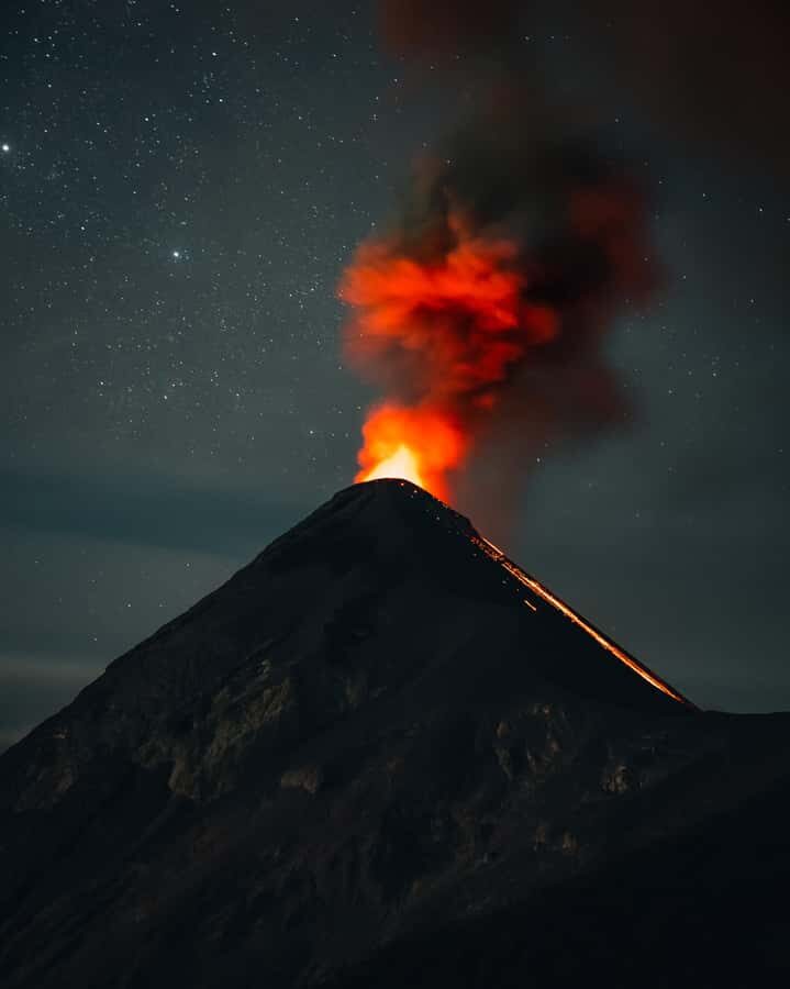 Acatenango Volcano Overnight Hike 2-Day Camping &Fuego Views - Day 2: Summit Sunrise, Then the Long Descent Back to Antigua