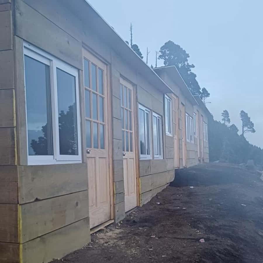 Antigua: 2-Day Acatenango Volcano Hike w/Local Guide & Meals - Day 1: Hostel night before the climb (and why that helps)