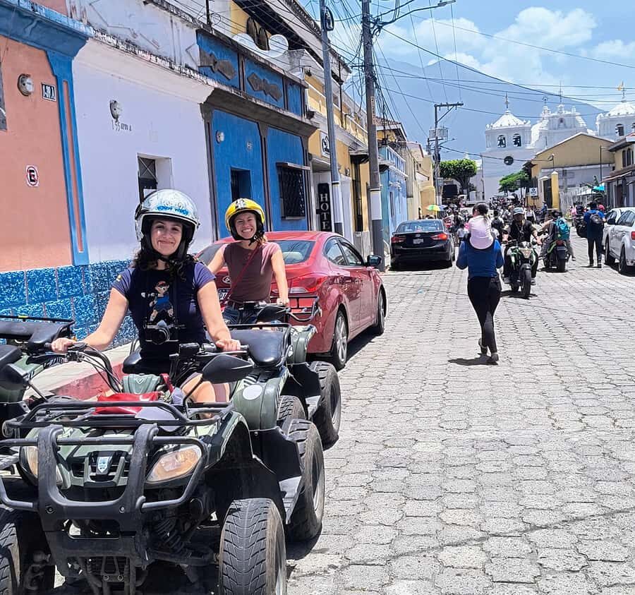 Antigua ATV cultural adventure - San Pedro de las Huertas and jade jewelry: watching craft turn into product