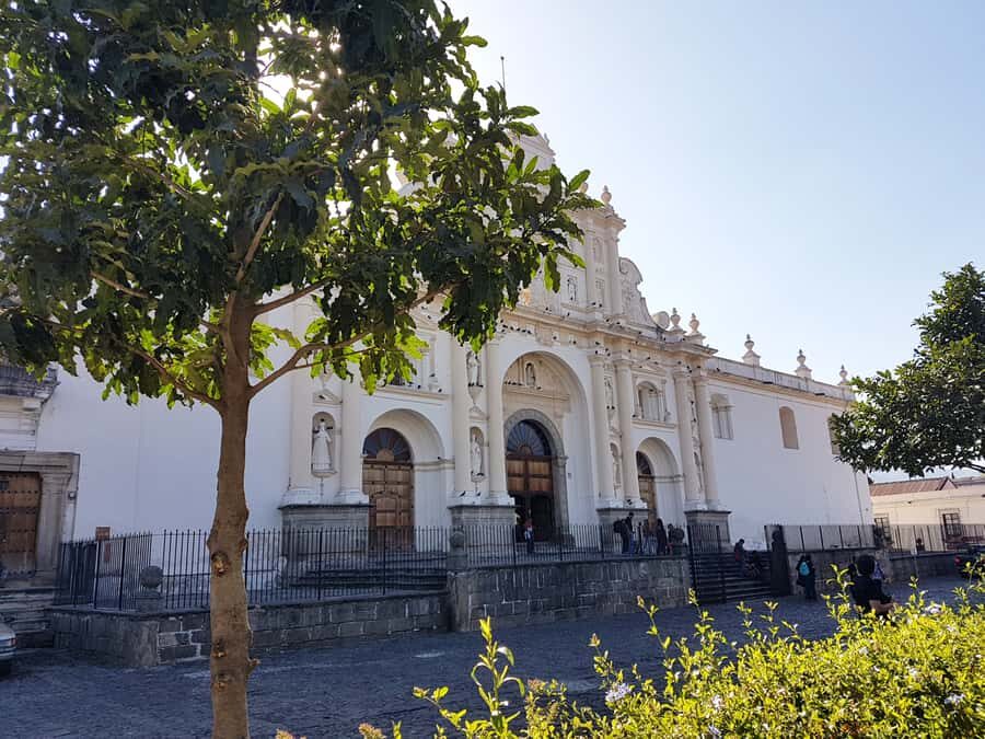 Antigua Guatemala: Morning Tour from Guatemala City - Jade Factory and Museum: A Real Look at Craft Traditions