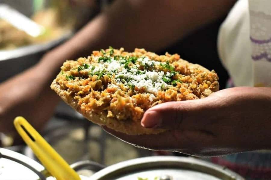 Antigua Local: Evening Street Food Tour with Dinner - Your guide and the tone: friendly, question-friendly, not stiff