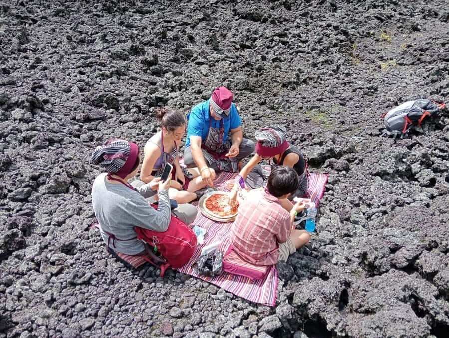 Antigua: Make & Eat Pizza at Pacaya Volcano Private Tour - Eating the Result: Brunch on a Volcano Without Overthinking It