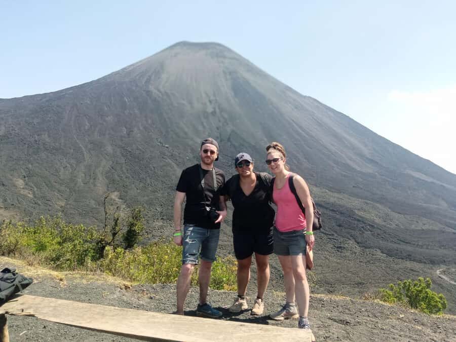Antigua: Marshmallows Roasting at Pacaya Volcano 6-hour Tour - Horse rides: the steep-stretch escape hatch (and what it costs)