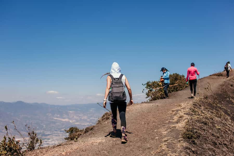 Climb Active Pacaya Volcano: Shared Tour with Box Lunch - Box lunch on an active volcano: the simple meal with a wow factor