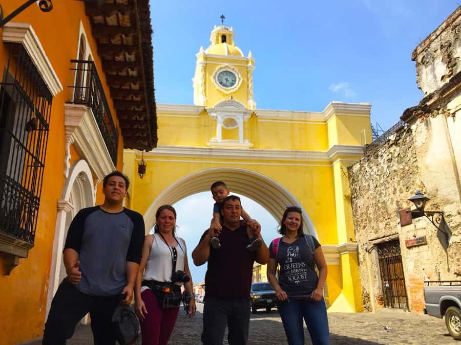 Combo Tour: Colonial Antigua & Guatemala City Explorer Tour - 10 Hours, Two Cities, One Clear Theme: Colonial Roots Meet Big-City Guatemala