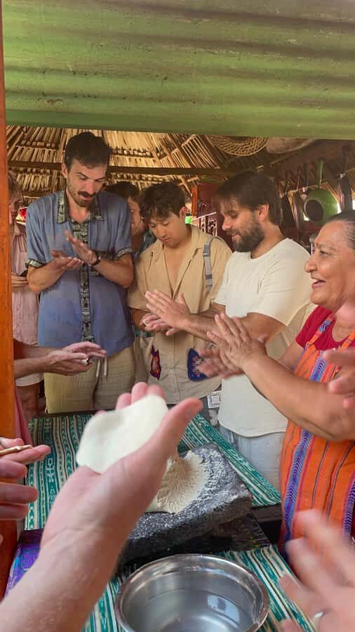 El Paredón: Traditional Cooking Class with a Local Family - The shared meal: eating what you made with the people who taught you