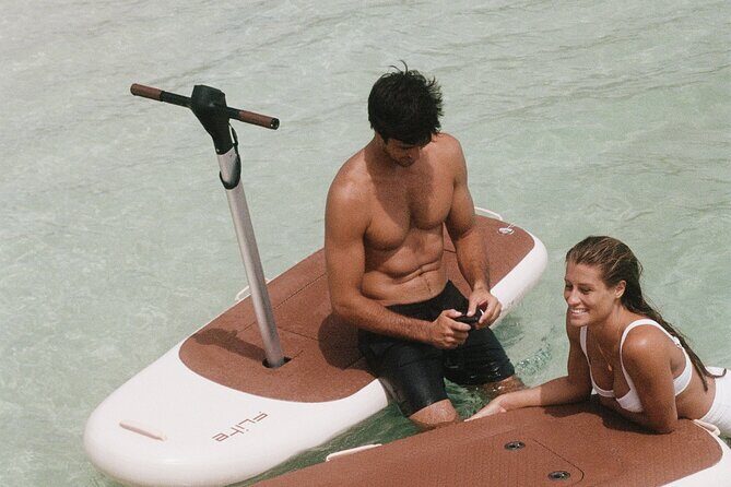 Fliteboard EFoil Lesson - The 60-minute water practice: lying down, knees, then standing
