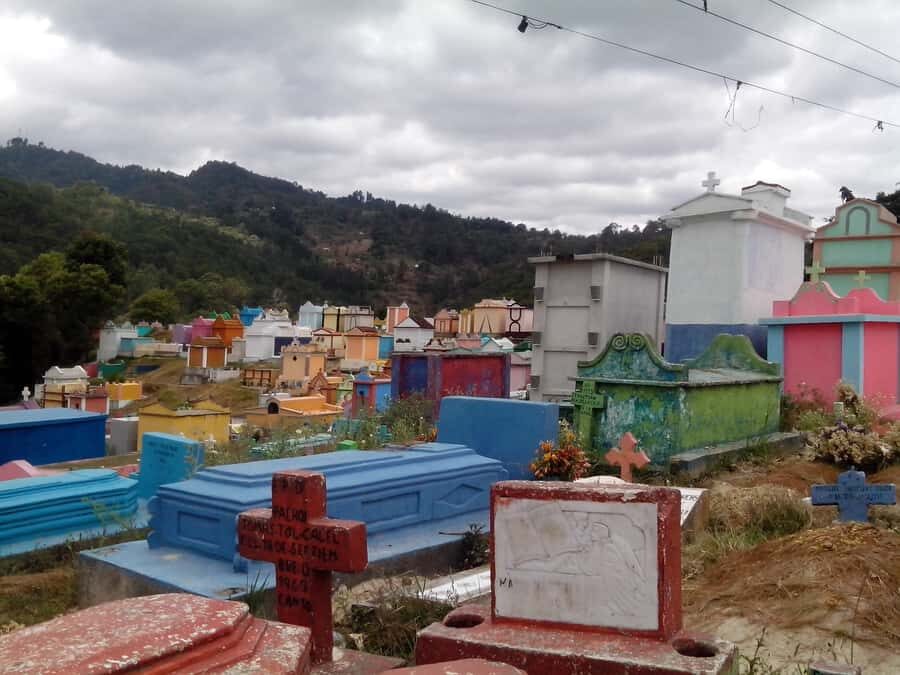 From Antigua: 2-Day Tour of Chichicastenango & Lake Atitlan - The Guide and Language Setup: English Coverage on the Lake