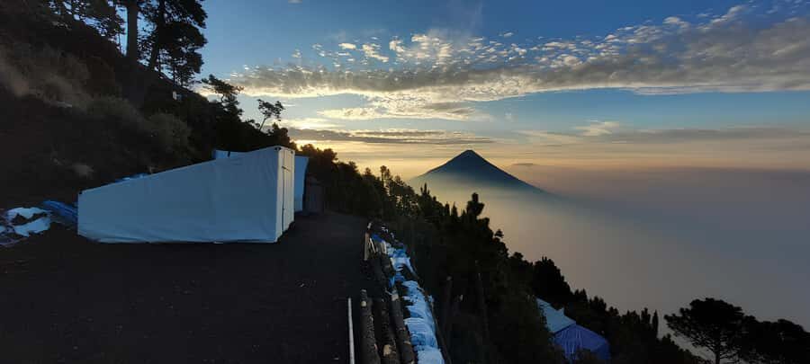 From Antigua: Adventure, 2-Day Hiking to Acatenango Volcano - The sunrise climb on Acatenango: the views are worth the early pain