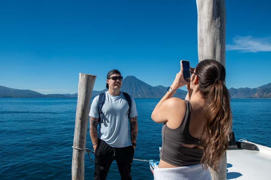 FROM ANTIGUA, ROUND TRIP: EXPLORING THE VILLAGES OF LAKE ATITLÁN. - Panajachel: quick looks, shopping time, and lake energy