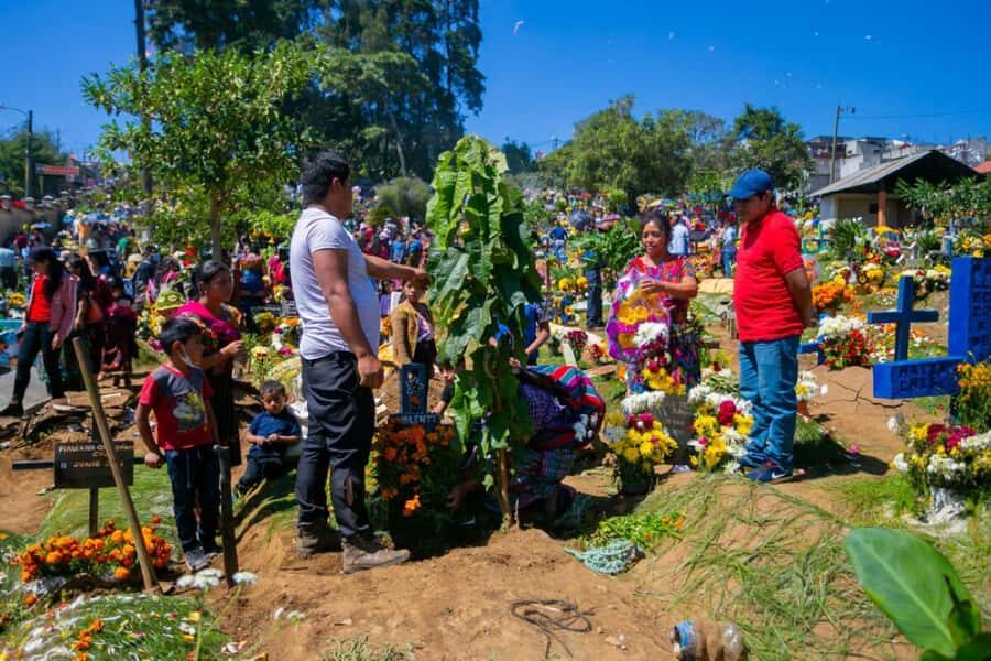 From Antigua to Sumpango Giant Kite Festival - Should you book the Antigua to Sumpango Giant Kite Festival day trip?