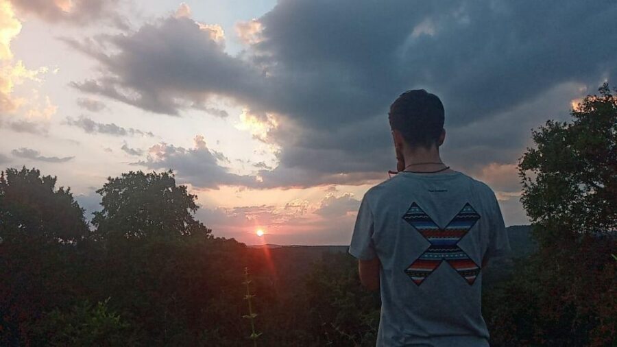 From Flores: Tikal Sunrise Archaeological Tour - The Lost World viewpoint: why you should listen during the climb