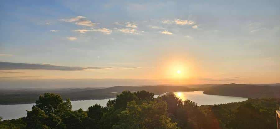 From Flores: Yaxha at Sunset Guided Tour - Comfort Checklist: What to Bring (and What to Skip)