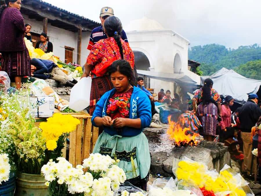 From Guatemala City: Chichicastenango and Lake Atitlan - Why this route feels so Guatemala