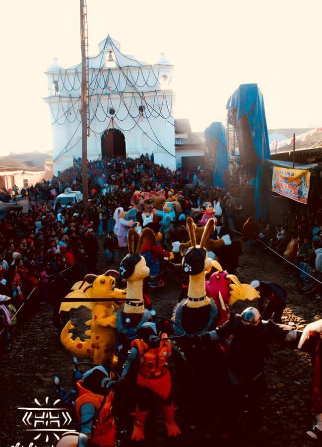 From Guatemala City Chichicastenango in 1 day. - Santo Tomás Church: a cultural landmark you should treat like part of daily life