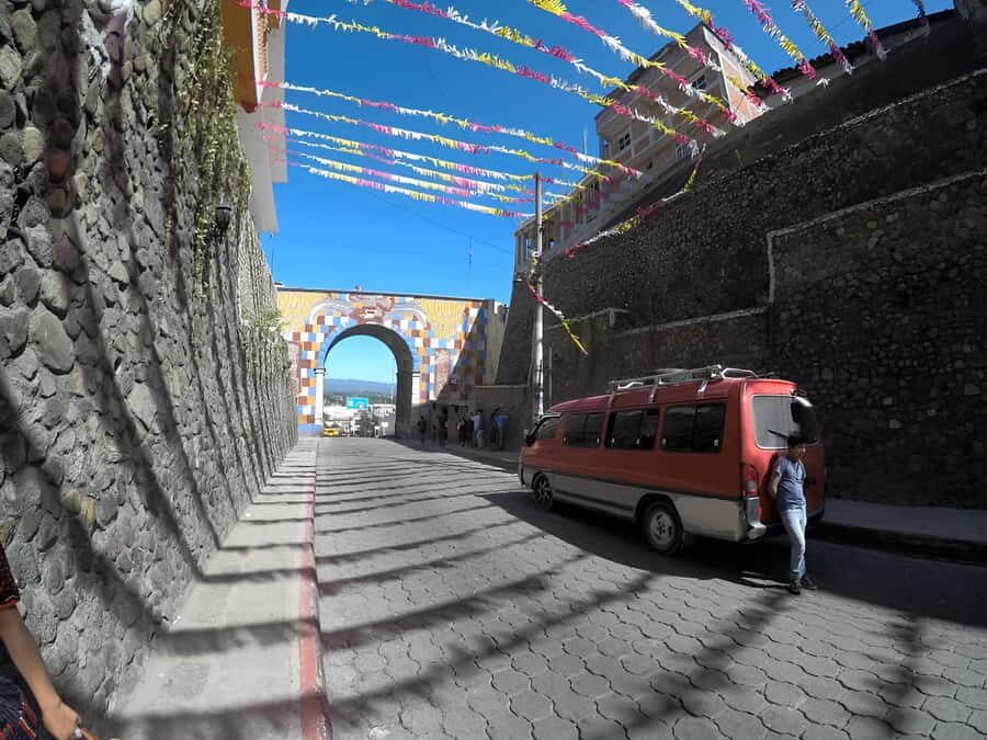 From Guatemala City Chichicastenango in 1 day. - Chichicastenango Market: labyrinths, crafts, and real-life shopping energy