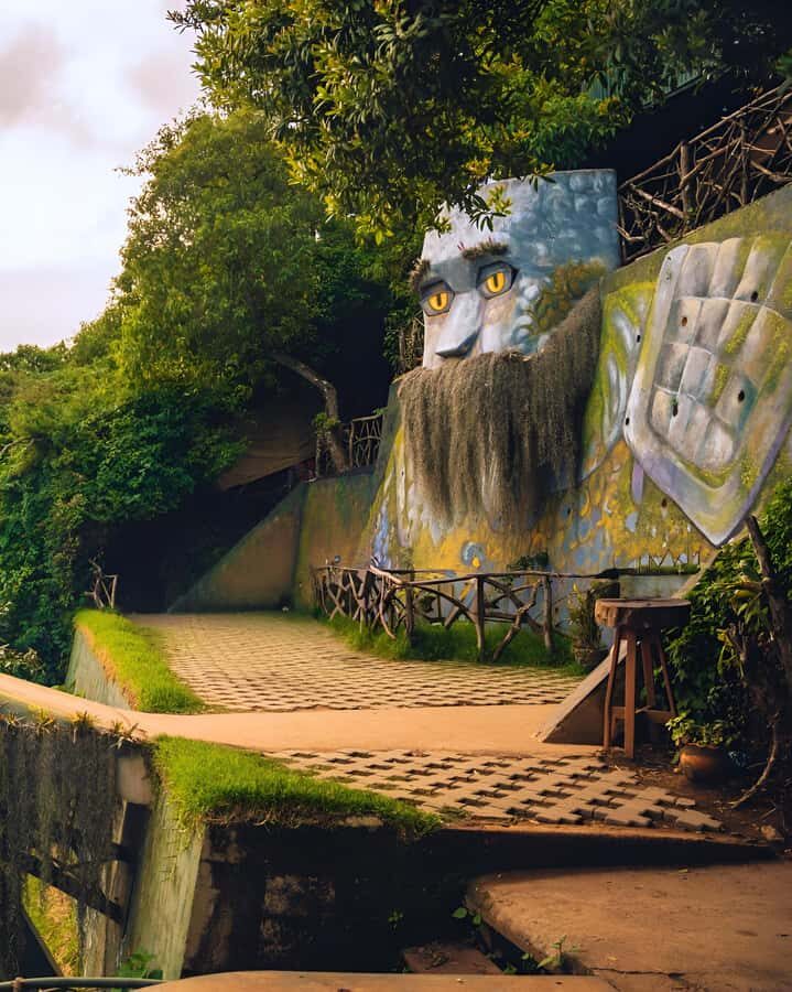 From Guatemala City Hobbitenango Day Tour - Guide quality and language: how to avoid the common pitfalls