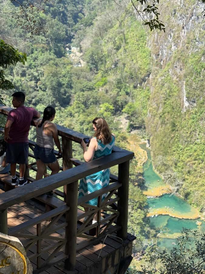 From Guatemala City to Semuc Champey in one day. - Semuc Champey viewpoint: seeing the river where it vanishes