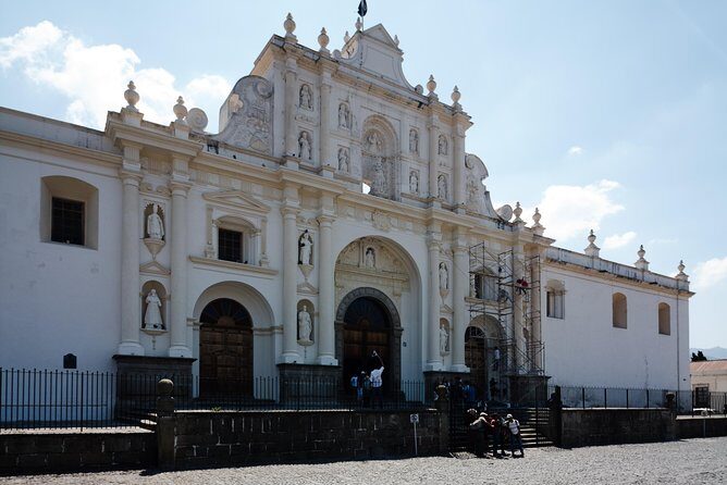 Half Day Experience in Antigua Guatemala - Real Palacio: a quick stop with a behind-the-scenes angle