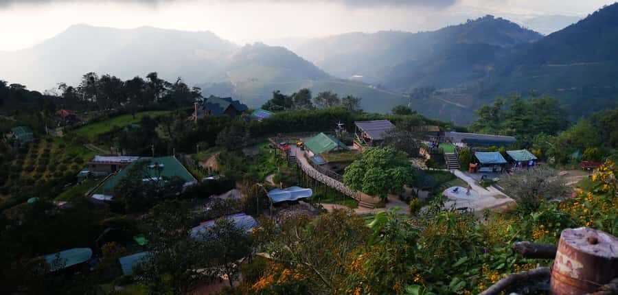 Hobbitenango & Antigua Shared Day Tour - Getting From Central Pickup to Hobbitenango Without Drama