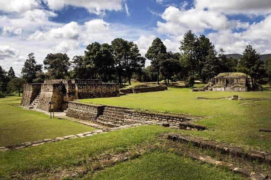 Iximché: Archaeological Site from Guatemala City - Should You Book Iximché With JaguarTravels?