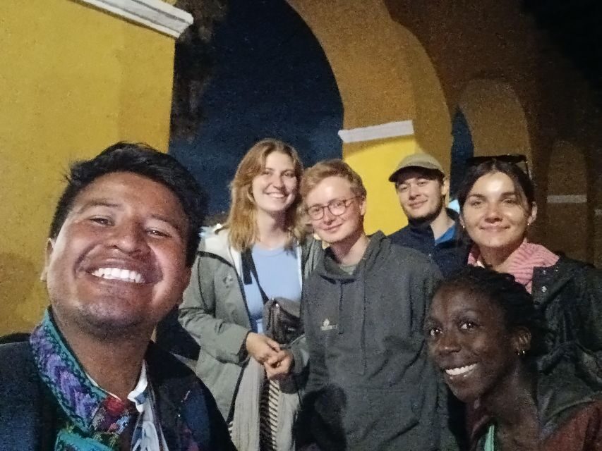 La Antigua Horror Stories Night Walking Tour - The Arco de Santa Catalina and Parque Central stretch: legends with a view