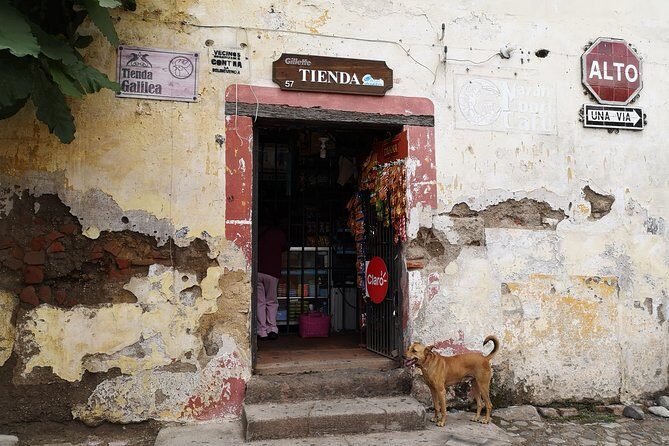 Private Walking tour of Antigua Guatemala - Stop 2: Iglesia de San Francisco El Grande and the story of Pedro de Betancourt