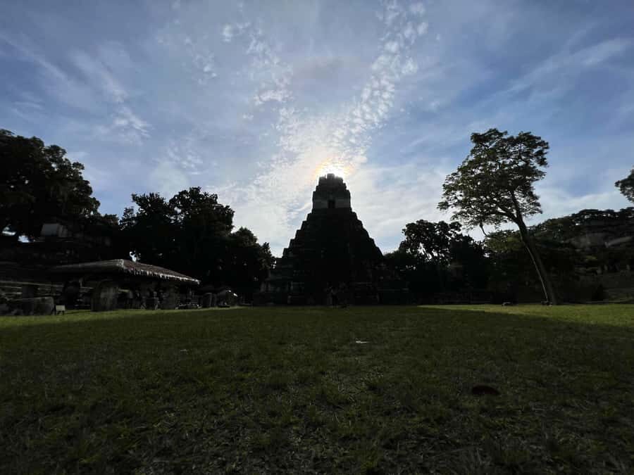 Tikal Sunrise, Archeological focus and Wildlife Spotting - Meals and Comfort Stops That Keep You Going