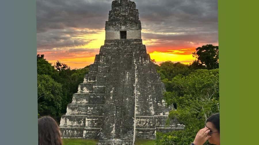 Tour to Tikal: from Mundo Maya Airport in Flores - The Bus Drive: Comfort for the Waiting and the Heat